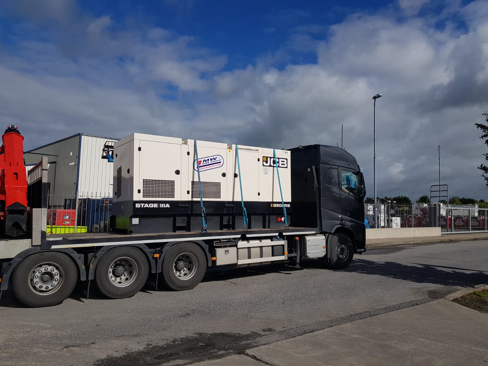 JCB 500 KVA heading away on a rental project